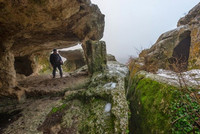 Làng ma trong hang ở châu Âu ảnh 2