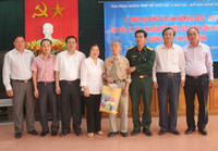 Quảng Bình: Trao học bổng Vừ A Dính cho học sinh vùng khó khăn ảnh 2