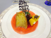 Beckham thích thú dùng đũa ăn món Việt Nam ảnh 4 Beckham thích thú dùng đũa ăn món Việt Nam ảnh 4