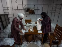 Chùm ảnh thợ may Gaza thời chiến