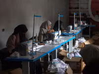 Chùm ảnh thợ may Gaza thời chiến