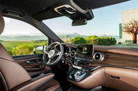 Hé lộ xe gia đình “giá ngon bất ngờ” sắp về VN của Mercedes ảnh 8