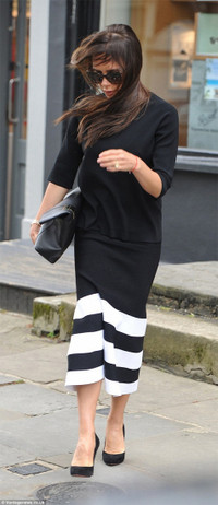 Victoria Beckham điệu đà ra phố 7