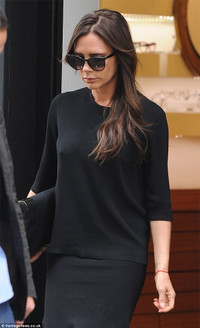 Victoria Beckham điệu đà ra phố 3