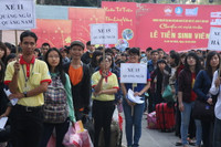 TPHCM: “Chuyến xe mùa xuân” chở đầy niềm vui ảnh 1 TPHCM: “Chuyến xe mùa xuân” chở đầy niềm vui ảnh 1