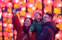 Đèn lồng đón năm con rồng rực rỡ khắp Trung Quốc