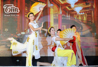 Nam sinh trường Báo giả gái cực ngọt đêm nhạc kịch Sóng trẻ Festival ảnh 2