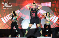 Nam sinh trường Báo giả gái cực ngọt đêm nhạc kịch Sóng trẻ Festival ảnh 21