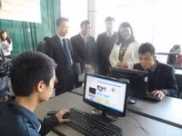 Khai mạc cuộc thi trực tuyến “Tuổi trẻ học tập và làm theo tấm gương đạo đức Hồ Chí Minh năm học 2014-2015“ ảnh 2