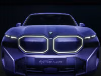 Chùm ảnh XM Mystique Allure của BMW lấy cảm hứng từ Naomi Campbell