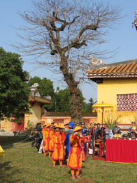 Huế: Tái hiện nghi lễ dựng nêu trong Đại Nội ảnh 7