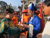 Huế: Tái hiện nghi lễ dựng nêu trong Đại Nội ảnh 6