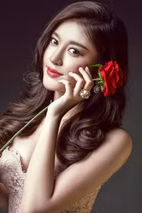 Huyền My khoe vòng một quyến rũ “đốn tim” dân mạng ảnh 4