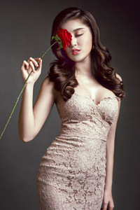 Huyền My khoe vòng một quyến rũ “đốn tim” dân mạng ảnh 2