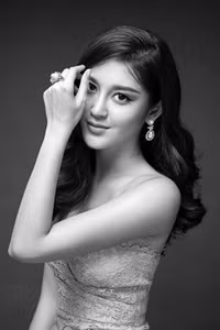 Huyền My khoe vòng một quyến rũ “đốn tim” dân mạng ảnh 11