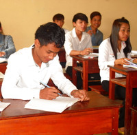 Thương lắm học sinh Pa Cô cõng gạo, xa nhà đi học ảnh 2 Thương lắm học sinh Pa Cô cõng gạo, xa nhà đi học ảnh 2