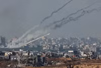 Israel nối lại cuộc tấn công Gaza, người Palestine cấp tập sơ tán 