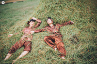 Teen quậy tưng bừng với bộ ảnh kỷ yếu “Mùa gặt quê em“ ảnh 15