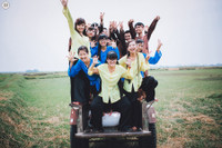 Teen quậy tưng bừng với bộ ảnh kỷ yếu “Mùa gặt quê em“ ảnh 12