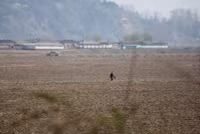 Hình ảnh Triều Tiên thanh bình nhìn từ bên kia biên giới