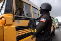 Chùm ảnh sự hỗn loạn ở Haiti 