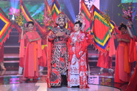 Hoa Hậu Kỳ Duyên cùng dàn Idol trẻ trung dự sự kiện ảnh 4