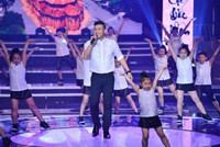 Hoa Hậu Kỳ Duyên cùng dàn Idol trẻ trung dự sự kiện ảnh 3