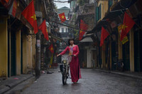 Hà Nội sáng mồng Một Tết: Quen mà lạ! ảnh 1