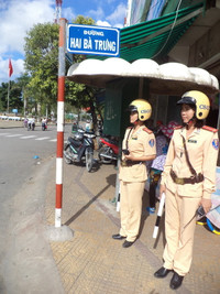 Sóc Trăng ra mắt lực lượng nữ cảnh sát giao thông ảnh 3 Sóc Trăng ra mắt lực lượng nữ cảnh sát giao thông ảnh 3