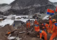 Chùm ảnh lở đất khiến 47 người bị chôn vùi ở Trung Quốc 