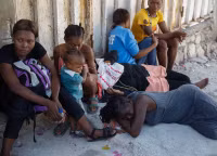 Chùm ảnh bạo lực băng đảng bao trùm Port-au-Prince của Haiti