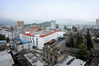 Trường học “đội” sân vận động hàng ngàn mét vuông ảnh 3 Trường học “đội” sân vận động hàng ngàn mét vuông ảnh 3