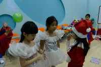 Dạy bé yêu thương trong mùa Giáng sinh ảnh 3