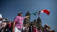 Biển người xuống đường ở Mexico 