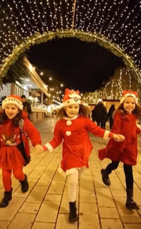 Những khu chợ Giáng sinh đẹp nhất châu Âu 