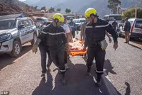 Hình ảnh Maroc chạy đua với thời gian khi số nạn nhân động đất tăng chóng mặt