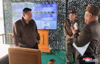 Triều Tiên tập trận bắn tên lửa siêu lớn, thể hiện sẵn sàng đòn phủ đầu