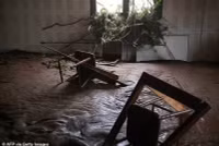 Chùm ảnh bão tấn công làm vỡ đập thủy điện, ít nhất 29 người thiệt mạng