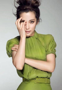 Lý Băng Băng khoe dáng thon với yoga trên du thuyền - 13