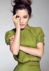 Lý Băng Băng khoe dáng thon với yoga trên du thuyền - 13