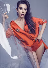 Lý Băng Băng khoe dáng thon với yoga trên du thuyền - 10