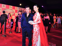 Á hậu Trà Giang diện váy dài 18m gợi cảm hút mắt - Ảnh 10