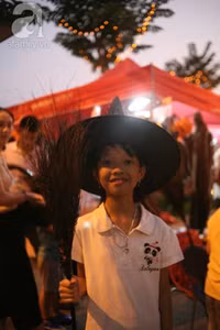 Phù thủy, yêu quái nhí đáng yêu nhất thế giới mùa Halloween