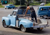 Chùm ảnh những chiếc xe cổ tuyệt đẹp trên đường phố Havana 