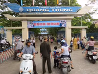 Thừa Thiên - Huế: Nhiều cha mẹ không đội mũ bảo hiểm cho con ảnh 11