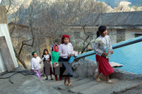 Lớp học xóa mù trên Cao nguyên đá ảnh 1