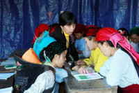 Lớp học xóa mù trên Cao nguyên đá ảnh 3