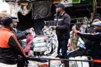 Chùm ảnh chợ quần áo cũ khổng lồ ở Kenya 