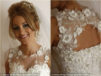 Chiếc váy cưới độc đáo làm từ 22.000 chiếc lông ngỗng ảnh 6