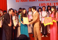 Nghệ An: Tuyên dương sinh viên 5 tốt và giải thưởng Sao tháng giêng ảnh 5